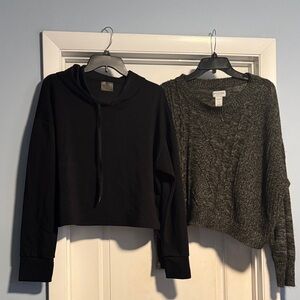 Crop Arizona XXL sweater and Jessica Simpson XL sweater shirt.